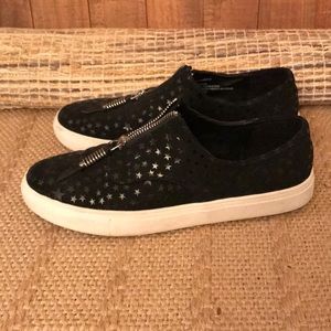 Madden Girl sneakers size 7 1/2